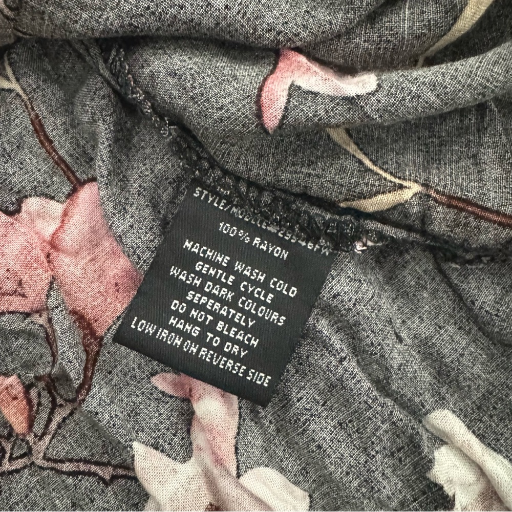 Majora Mid-Sleeve Button Up - Picture 13 of 13